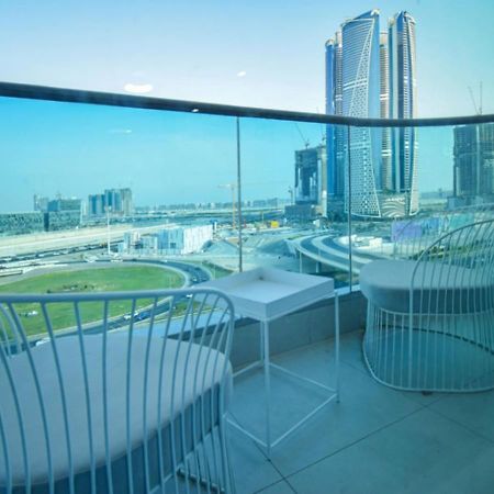 Elegant 2Br View With Rooftop Pool The Bay Dubaj Exteriér fotografie