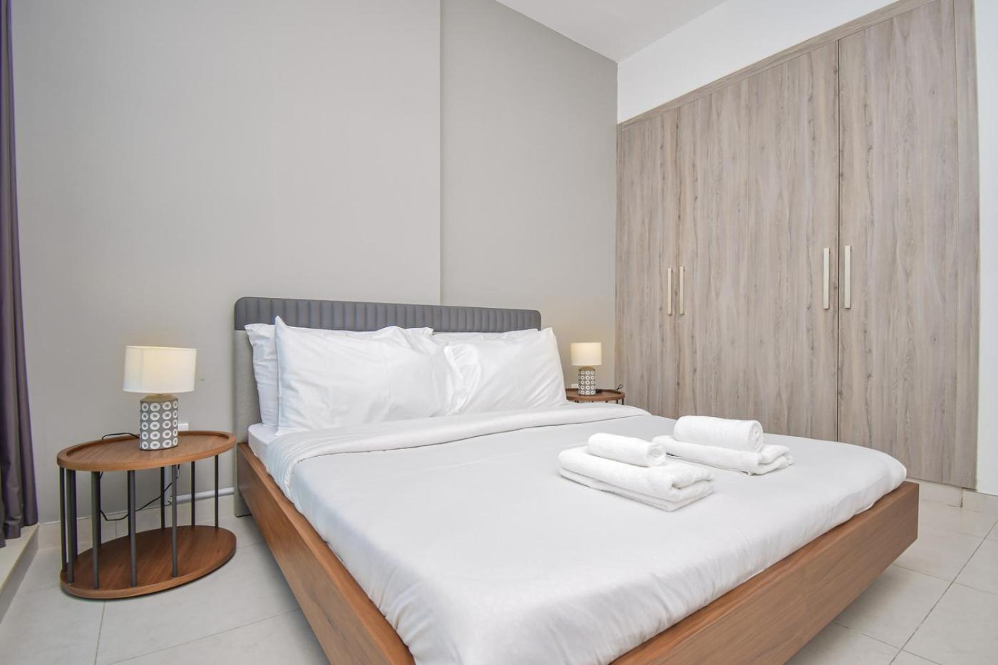 Elegant 2Br View With Rooftop Pool The Bay Dubaj Exteriér fotografie